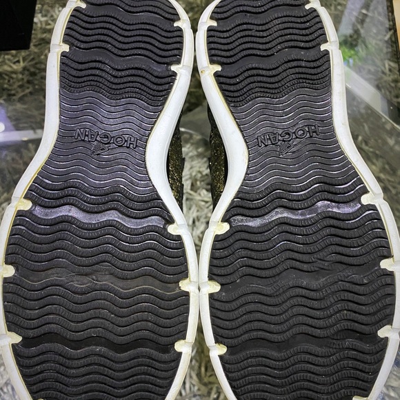 LIKE NEW!🌟HOGAN SILVER METALLIC SNEAKERS - Picture 7 of 7